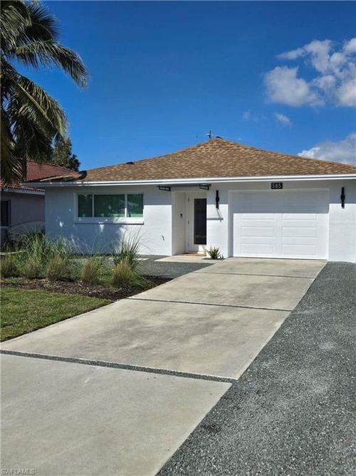 565 110th Ave N, Naples, FL, 34108-1815 | Card Image