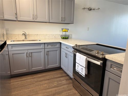 apt-303-5122 Likini St, Honolulu, HI, 96818-2953 | Card Image