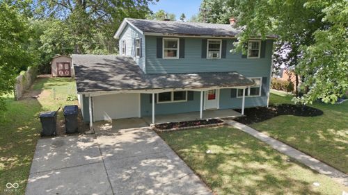 910 Heritage Ln, Anderson, IN, 46013-1423 | Card Image