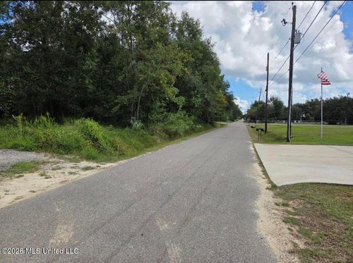 303 Julia Street, Bay Saint Louis, MS, 39520 | Card Image