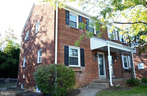 206 S Courthouse Rd, ARLINGTON, VA, 22204-1946 | Card Image