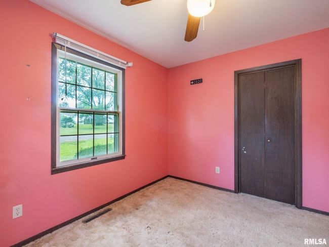 106 N 5 Th St, House other with 3 bedrooms, 2 bathrooms and null parking in Dunlap IL | Image 36