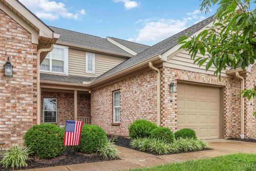 4643 Court Yard Dr, Mason, OH, 45040-2926 | Card Image
