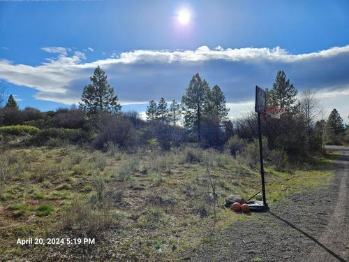 8-0 Forest View Dr, Chiloquin, OR, 97624 | Card Image
