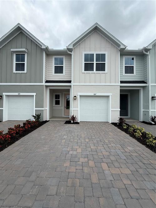 1247 Pineywood Field Dr, Davenport, FL, 33837-2133 | Card Image