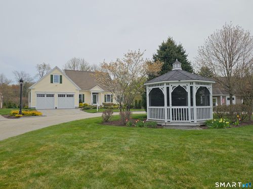 26 Seminole Cir, Bantam, CT, 06750-1633 | Card Image