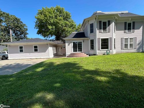 911 Pine St, Atlantic, IA, 50022-2120 | Card Image