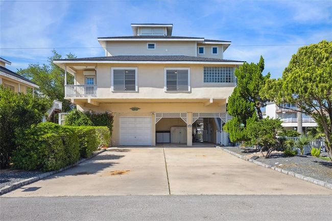 1330 Coral Way, House other with 4 bedrooms, 5 bathrooms and 3 parking in Tiki Island TX | Image 5