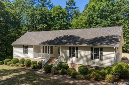 162 Country Blvd, Bracey, VA, 23919-2051 | Card Image