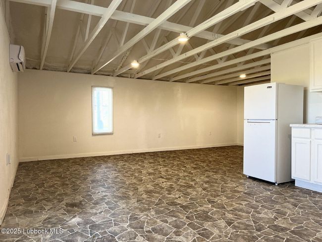 REAR - 2208 20 Th St, House other with 1 bedrooms, 1 bathrooms and null parking in Lubbock TX | Image 20