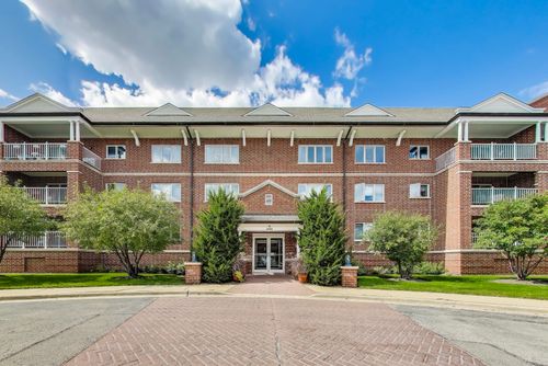 unit-312-400 S Northwest Hwy, Park Ridge, IL, 60068-4907 | Card Image