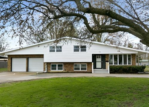 702 S Main St, Homer, IL, 61849-1515 | Card Image