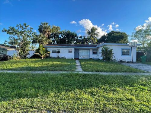 3880 Nw 6th St, Lauderhill, FL, 33311-6310 | Card Image