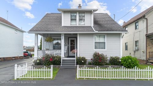 325 Oak Street, Peckville, PA, 18452 | Card Image