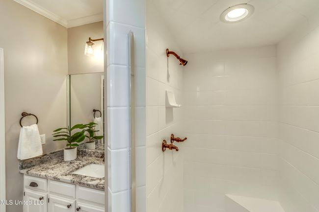 503 Bay Point Cv-54 | Image 52