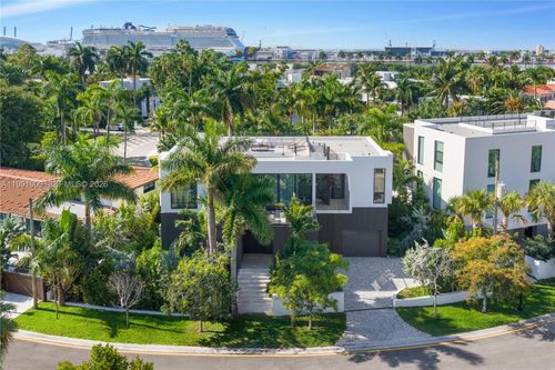 291 Palm Ave, Miami Beach, FL, 33139-5141 | Card Image