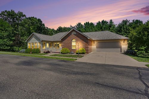 548 Edgehill Cir, Logan, OH, 43138-9296 | Card Image