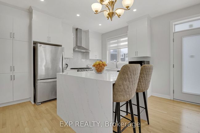 2021 Elevation Rd, House attached with 3 bedrooms, 3 bathrooms and 2 parking in Nepean ON | Image 10