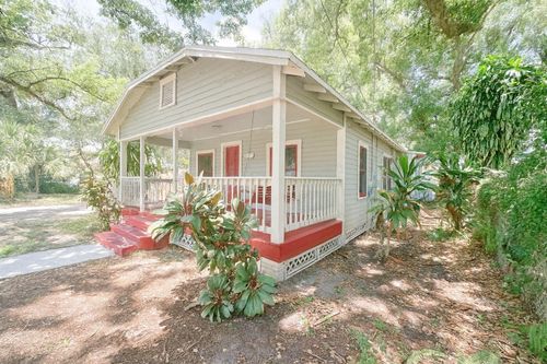 7105 N 10th St, TAMPA, FL, 33604-5003 | Card Image