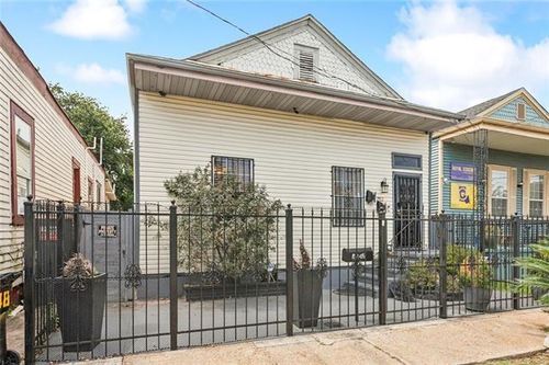 2912 Philip St, New Orleans, LA, 70113-3016 | Card Image