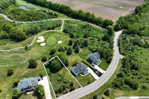 19529 Kluver Rd, New Buffalo, MI, 49117-9302 | Card Image