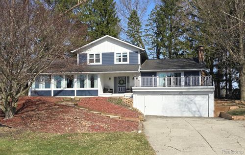 4710 Whitman Cir, Ann Arbor, MI, 48103-9773 | Card Image