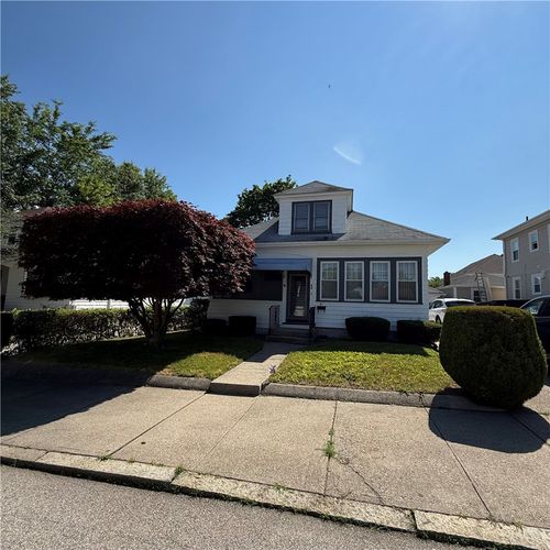 57 Waller St, Providence, RI, 02908-3821 | Card Image