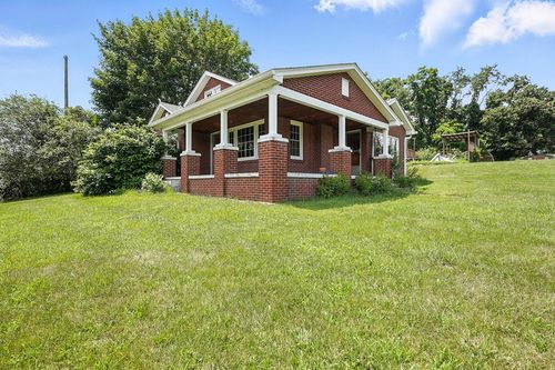 1595 E Main St, Lebanon, VA, 24266-3465 | Card Image