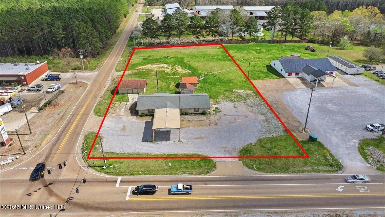 96 Baker Ln, Brandon, MS 39047