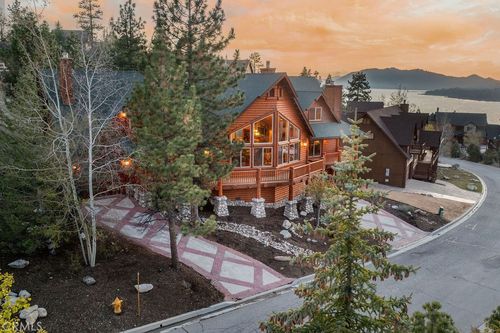 42333 Eagle Rdg, Big Bear Lake, CA, 92315-2585 | Card Image