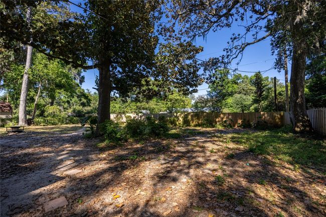 319 71 St St, House other with 3 bedrooms, 1 bathrooms and null parking in Gainesville FL | Image 15