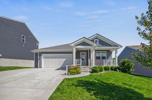 785 Harmony Valley Dr, Alexandria, KY, 41001-8288 | Card Image