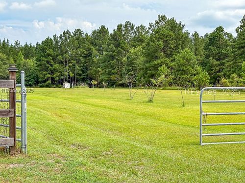 399 Pineland Estates Rd, Pineland, SC, 29934-5207 | Card Image