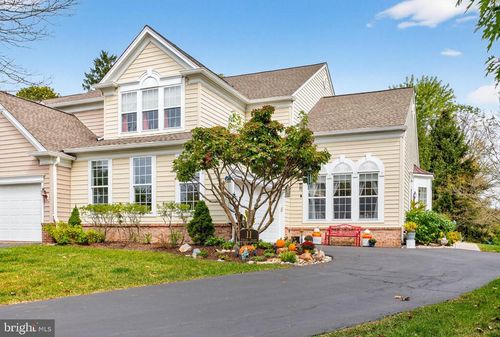 11 Pintail Ct, WEST CHESTER, PA, 19382-7483 | Card Image