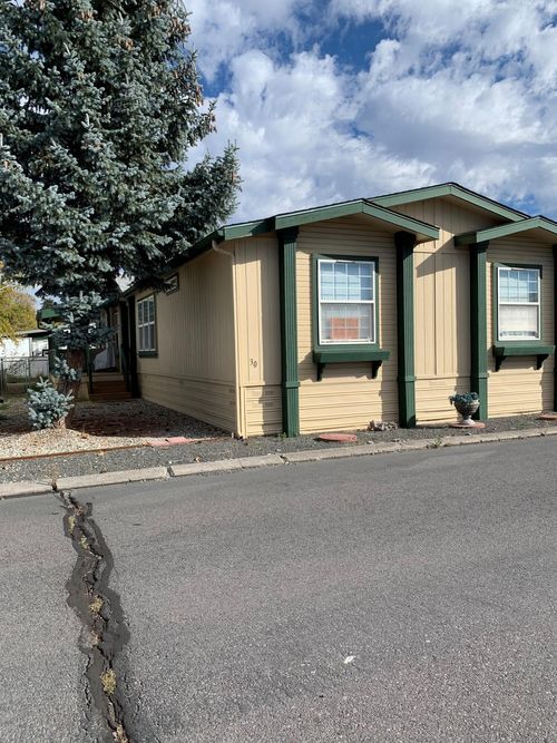 30-4200 Summers Lane, Klamath Falls, OR, 97603 | Card Image