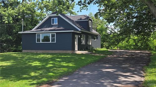 9280 Bartel Rd, Brewerton, NY, 13029-8613 | Card Image