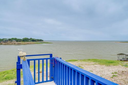 603 Waterway Ln, Burnet, TX, 78611-3085 | Card Image