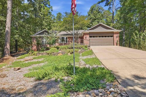 11 Alicante Ln, Hot Springs Village, AR, 71909-4217 | Card Image