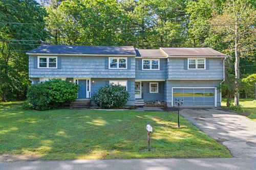 20 Garrison Rd, Salem, NH, 03079-3929 | Card Image