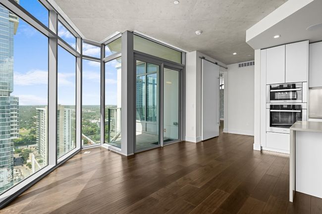 APT-3201 - 501 West Ave, Condo with 3 bedrooms, 3 bathrooms and null parking in Austin TX | Image 9