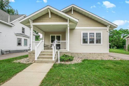 317 14th Ave N, Saint Cloud, MN, 56303-3940 | Card Image