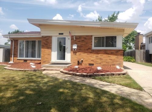 10850 Claridge Ave, Westchester, IL, 60154-5038 | Card Image
