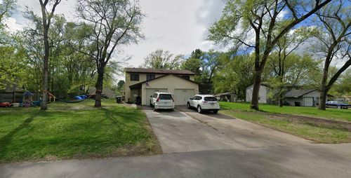 9310, 12 Ryan Place, Circle Pines, MN, 55014 | Card Image