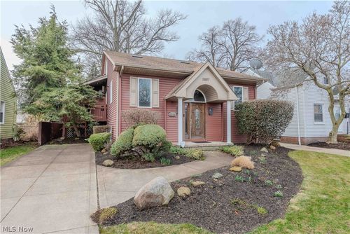 13817 Lakewood Heights Blvd, Lakewood, OH, 44107-6127 | Card Image