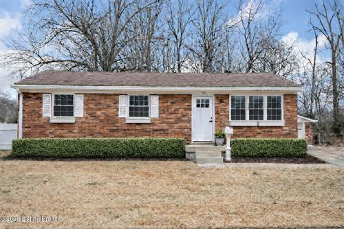 8104 Atlanta Pkwy, Louisville, KY, 40214-5726 | Card Image