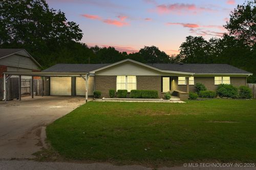 11815 S 86th East Ave, Bixby, OK, 74008-2103 | Card Image