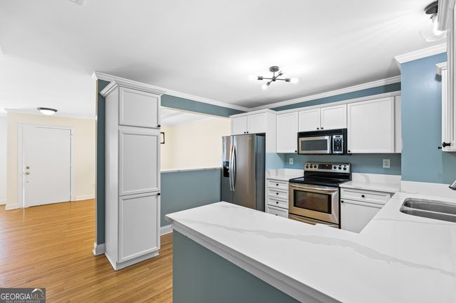 902 Masons Creek Cir, Townhouse with 3 bedrooms, 3 bathrooms and null parking in Atlanta GA | Image 7