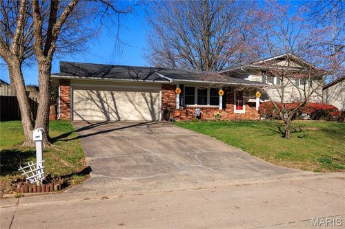 2061 Steven Dr, Cape Girardeau, MO, 63701-2544 | Card Image