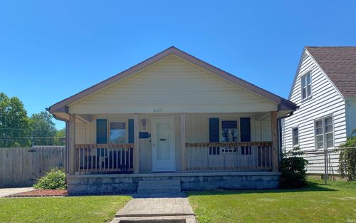 2125 N Jay St, Kokomo, IN, 46901-1619 | Card Image