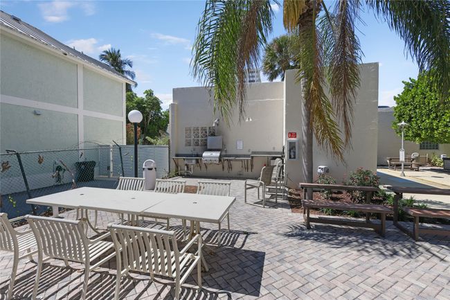 APT-406 - 2500 E Las Olas Blvd, Condo with 3 bedrooms, 3 bathrooms and null parking in Fort Lauderdale FL | Image 29